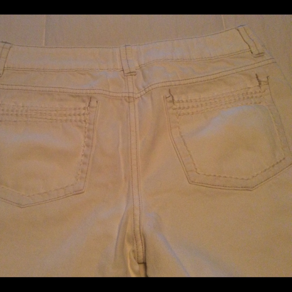 Jeans - Picture 3 of 3
